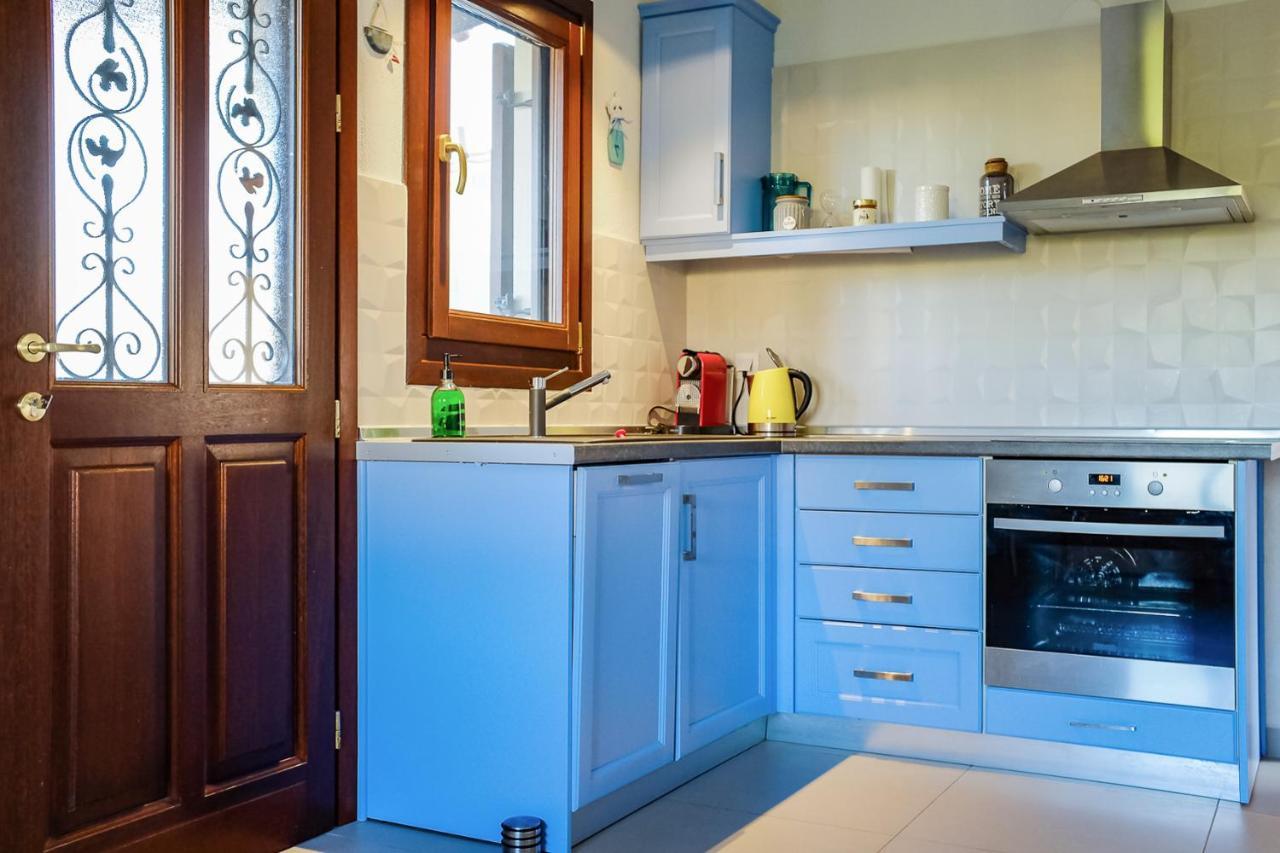 Seasidelongo Houses 1 Min From The Beach Of Nikiti Екстериор снимка