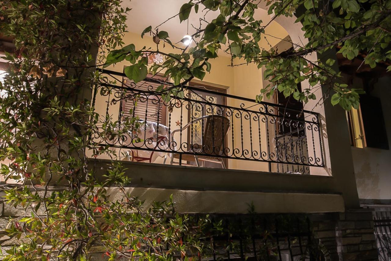 Seasidelongo Houses 1 Min From The Beach Of Nikiti Екстериор снимка