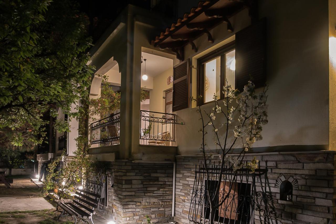 Seasidelongo Houses 1 Min From The Beach Of Nikiti Екстериор снимка