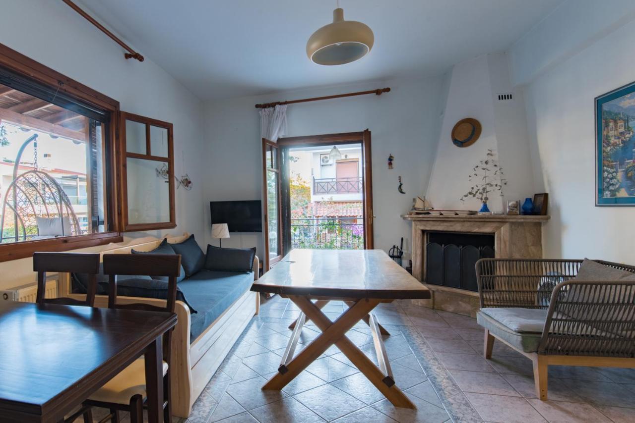 Seasidelongo Houses 1 Min From The Beach Of Nikiti Екстериор снимка